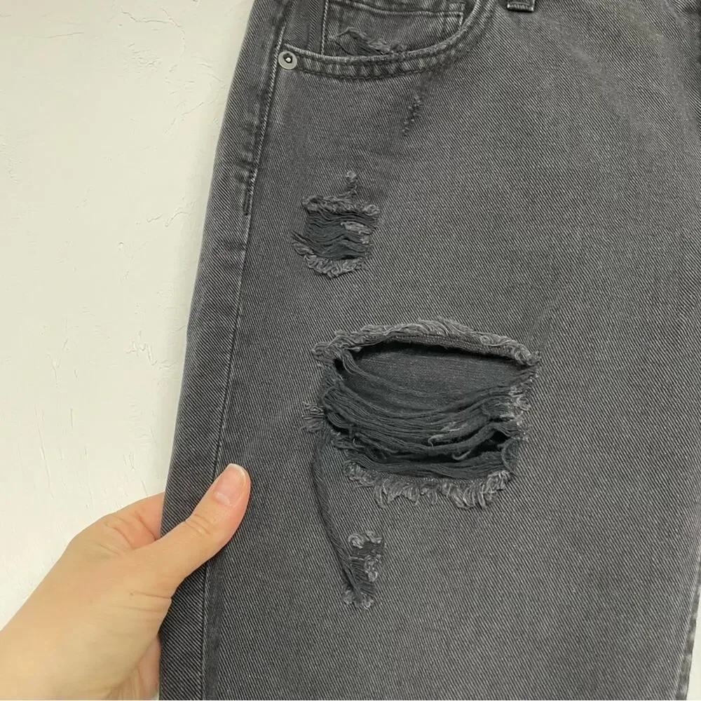 BDG Urban Outfitters Black Distressed Slim Boyfriend Low Rise Womens Jeans 26